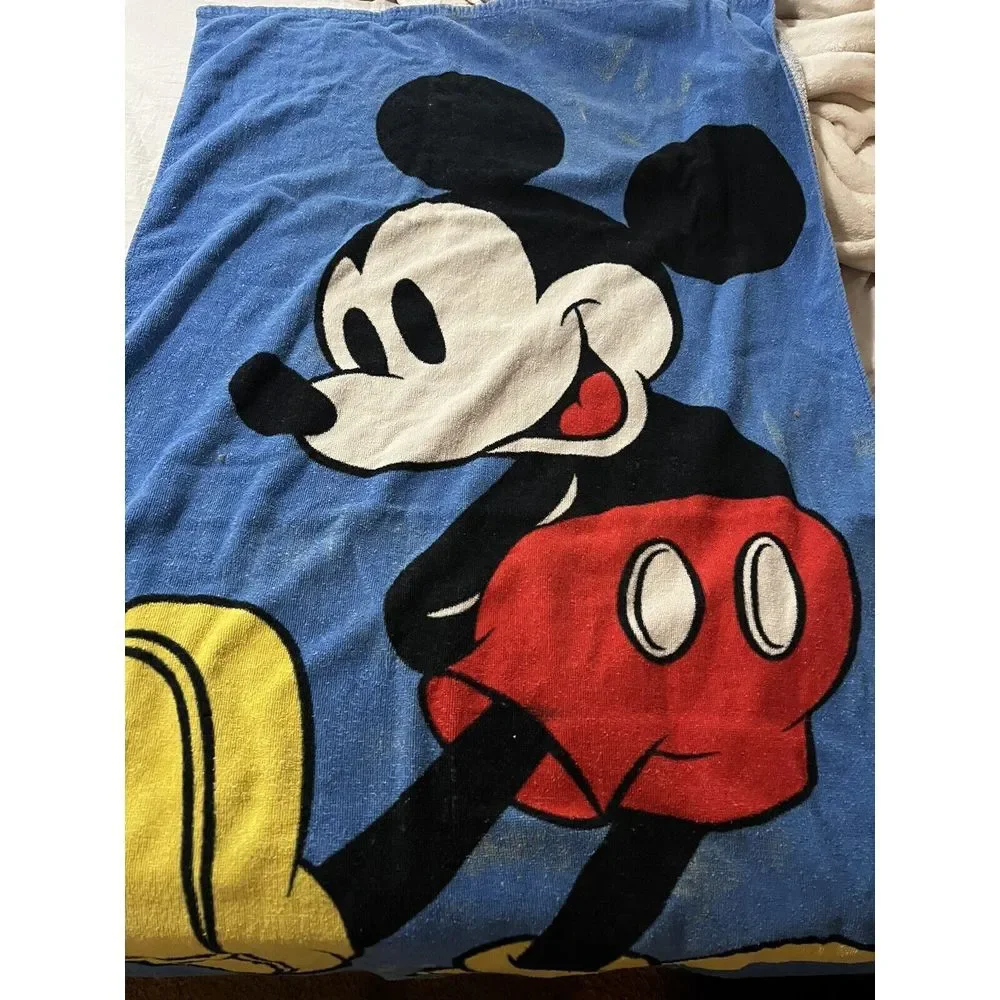 Mickey Mouse Disney‎ Store Beach Towel VTG Flaw